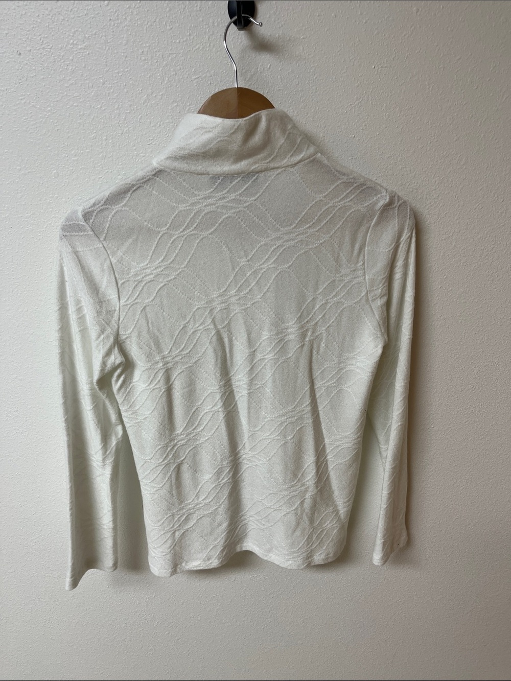 Jean-Pierre Klifa White Textured Quarter-Zip Top women’s size s - Picture 3 of 4